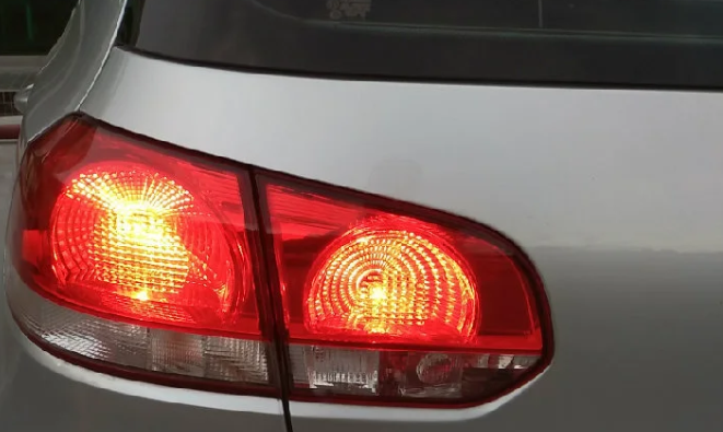 車輛剎車燈ECE認(rèn)證