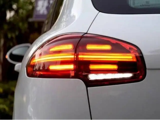 倒車燈emark認證